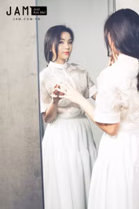 Ngắm vẻ đẹp tuổi 18 mơ mộng của Hoa hậu Kỳ Duyên ảnh 7