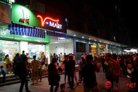 Báo cháy VP5 Linh Đàm, người dân ôm con chạy tán loạn ảnh 4