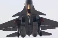 Soi bụng dàn máy bay chiến đấu của Trung Quốc ảnh 1