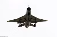 Soi bụng dàn máy bay chiến đấu của Trung Quốc ảnh 7