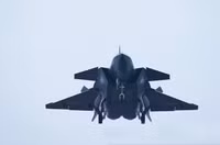 Soi bụng dàn máy bay chiến đấu của Trung Quốc ảnh 5