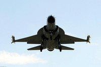 Soi bụng dàn máy bay chiến đấu của Trung Quốc ảnh 10