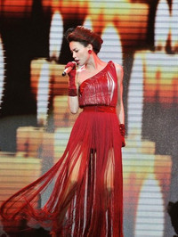 Thập nhị mỹ nhân, Mai Phương Thúy,