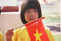 Vừa khóc vừa cười ngày đầu tiên đi học ảnh 8