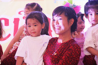 Vừa khóc vừa cười ngày đầu tiên đi học ảnh 16