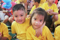 Vừa khóc vừa cười ngày đầu tiên đi học ảnh 12