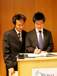 Chuyện tình 12 năm tuyệt đẹp của cặp đôi đồng tính gốc Việt điển trai 5