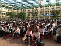 Tấm lòng người làm báo Giáo dục và Thời đại dành cho HS vùng khó ảnh 1