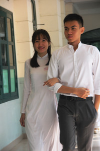 TPHCM: Cô và trò duyên dáng trong tà áo dài ảnh 4