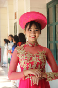 TPHCM: Cô và trò duyên dáng trong tà áo dài ảnh 2