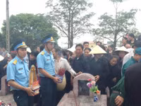 Ha Nam: Nghen ngao giay phut tien biet phi cong Dang Dinh Duy - Anh 14