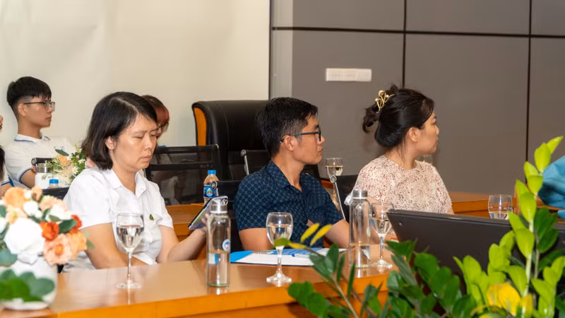 Chương trình có sự tham dự của lãnh đạo trường ĐH Kinh tế Quốc dân, cùng đại diện của gần 40 trường Đại học, Học viện, Cao đẳng và THPT trên toàn quốc. Sân chơi Marketing mới dành cho học sinh, sinh viên