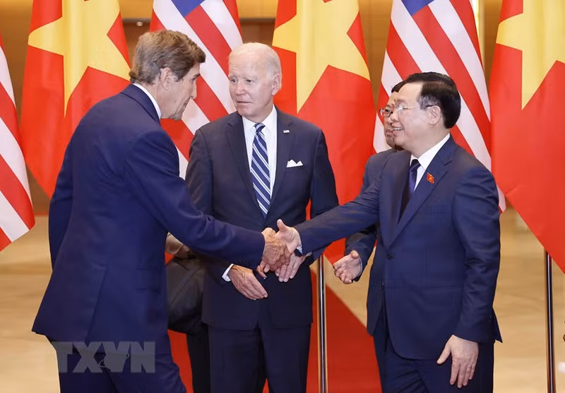 Chủ tịch Quốc hội Vương Đình Huệ hội kiến Tổng thống Hoa Kỳ Joe Biden