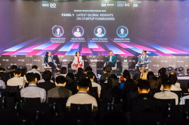 Các diễn giả là những chuyên gia đầu ngành trong lĩnh vực công nghệ, tài chính đã có những chia sẻ thẳng thắn về thực trạng đầu tư công nghệ và đổi mới sáng tạo tại Việt Nam. Công bố báo cáo Đầu tư Công nghệ, Đổi mới sáng tạo năm 2024