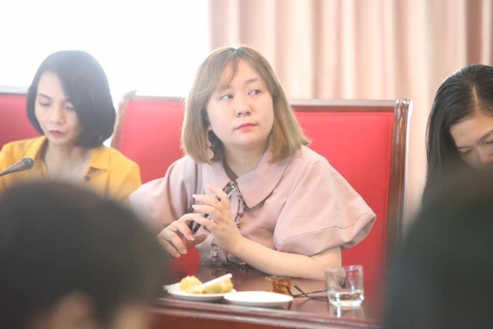 Nhà báo Lê Thị Thanh Duyên. Nhà báo Lê Thị Thanh Duyên.