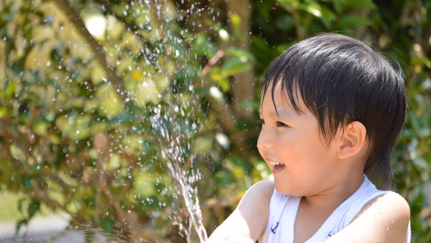 Trên thực tế, không phải mọi hành vi nghịch phá của trẻ đều mang ý nghĩa tiêu cực. Ảnh minh họa: ITN.
