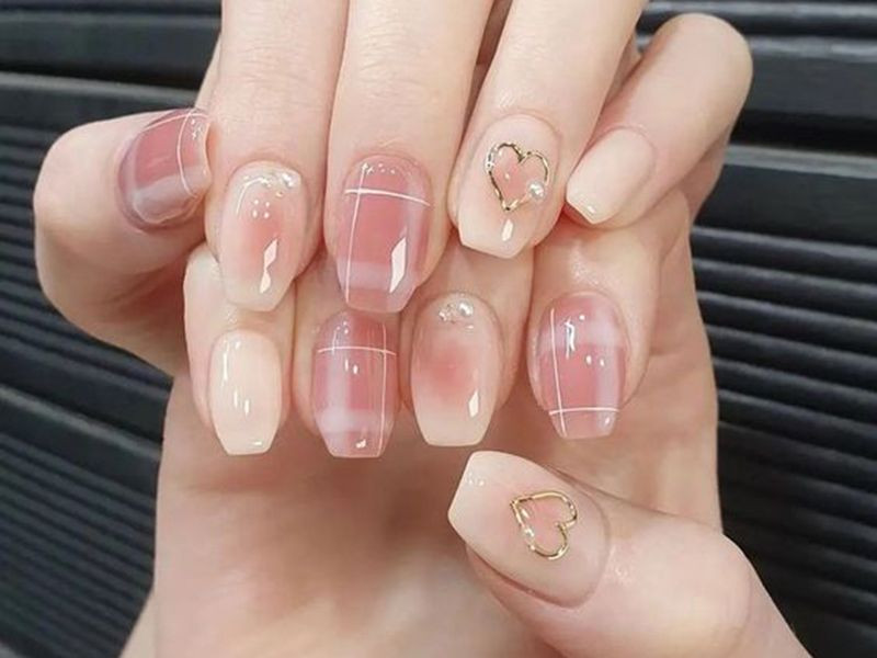 12 mẫu nail xinh hết nấc cho cô nàng kẹo ngọt nổi bật ngày 20/10