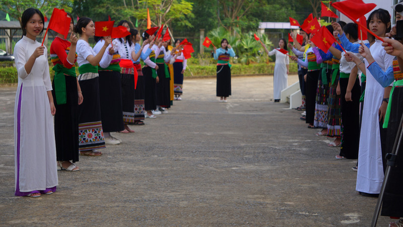 Âm vang điệu cồng chiêng trong Lễ khai giảng tại ngôi trường vùng núi xứ Thanh