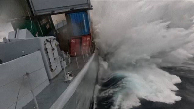 “Cuộc tập trận này là một phần của hoạt động chung giữa Hải quân Na Uy, Hải quân Hoàng gia và Hải quân Ba Lan, diễn ra ngoài khơi bờ biển Andoy”, Bộ Tư lệnh Lực lượng Liên hợp Đồng minh của NATO cho biết. va-6.jpg