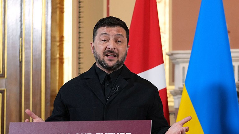 Trong một cuộc phỏng vấn hôm 26/10, ông Zelensky thừa nhận đã "gặp vấn đề về công nghệ trong quá trình sản xuất Flamingo", và rằng, "có sự chậm trễ trong việc tài trợ từ đối tác, nhưng vấn đề này đang được giải quyết". ongzel.jpg