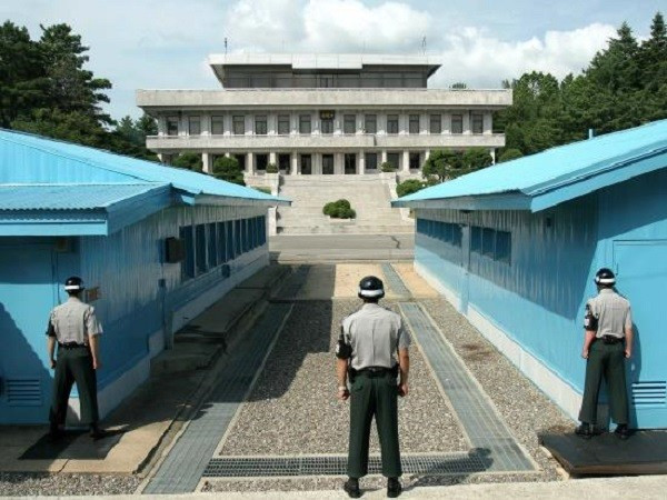 Vụ phóng diễn ra chưa đầy một giờ trước khi Bộ trưởng Chiến tranh Mỹ Pete Hegseth đến Trại Bonifas, ngay phía nam Khu vực an ninh chung (JSA) trong DMZ. trai.jpg