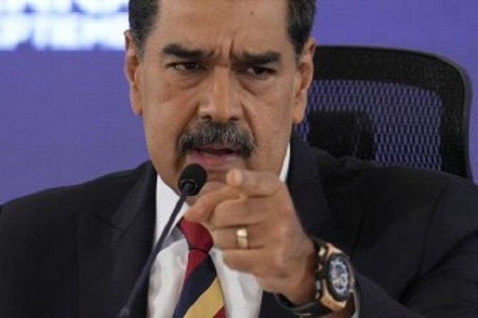 Tổng thống Venezuela Nicolas Maduro chỉ trích việc điều động tàu sân bay này là một nỗ lực của chính phủ Mỹ nhằm tạo ra "một cuộc chiến tranh vĩnh cửu mới" chống lại Caracas. tt-ve.jpg