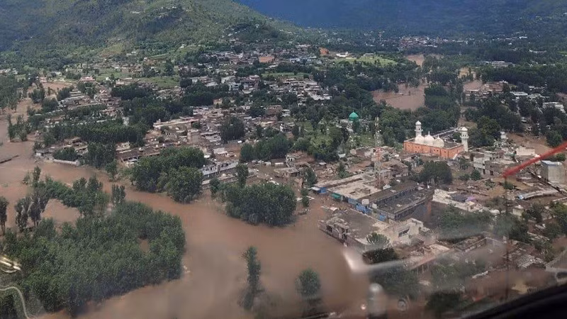 Tuy nhiên, lũ lụt đã nhanh chóng lan rộng về phía bắc và tây bắc Pakistan, do những trận mưa lớn và bất ngờ. lu-3.jpg