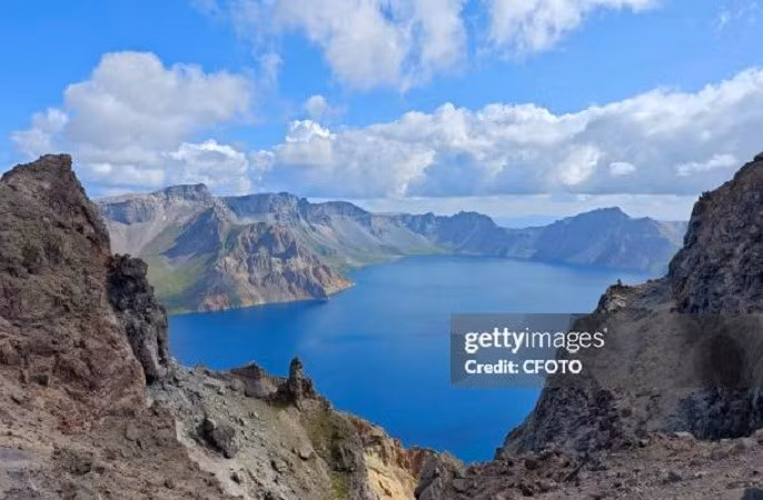 Với việc UNESCO công nhận Núi Paektu là Công viên địa chất toàn cầu, Bình Nhưỡng hiện có thể cố gắng xây dựng lại Paektu thành một điểm đến du lịch địa chất - quảng bá các kỳ quan thiên nhiên. trieu-tien-15.jpg