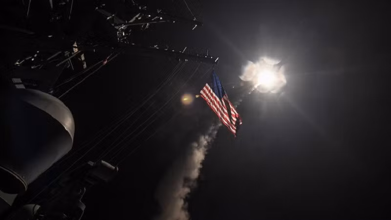 Tổng thống Ukraine Vladimir Zelensky được cho là đã yêu cầu ông Trump cung cấp tên lửa này trong một cuộc họp kín, mô tả yêu cầu này như một cách để đẩy nhanh việc chấm dứt xung đột với Nga. ten-lua-1.jpg