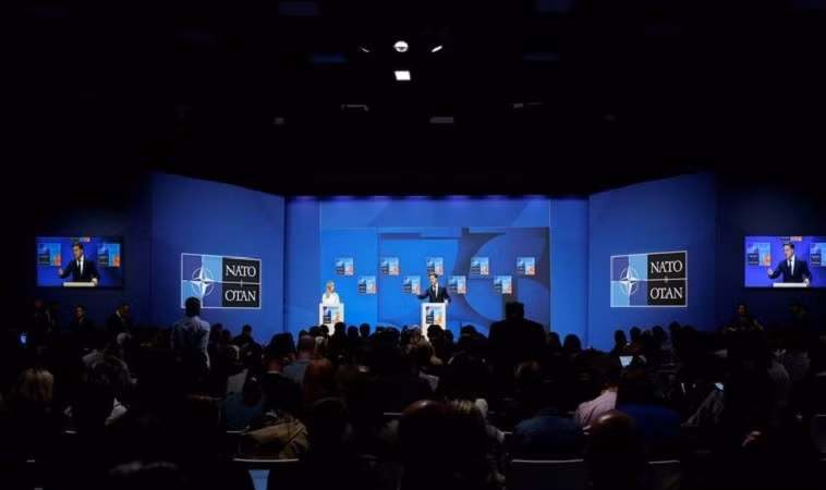 Tuyên bố Hội nghị thượng đỉnh Hague chỉ có năm đoạn văn ngắn, nêu rõ những gì các quốc gia thành viên đã nhất trí trong sự kiện kéo dài hai ngày. nato-1.jpg