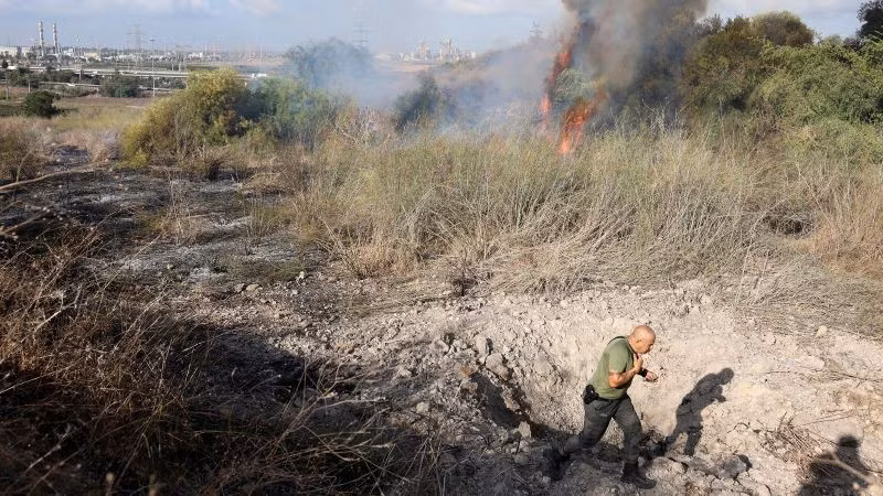 Chi tiết về hậu quả có thể xảy ra của vụ tấn công, bao gồm thiệt hại hoặc thương vong, vẫn chưa được công bố. Houthi đã gia tăng các cuộc tấn công nhằm vào Israel kể từ khi xung đột leo thang ở Dải Gaza vào năm 2023. houthi-7.jpg