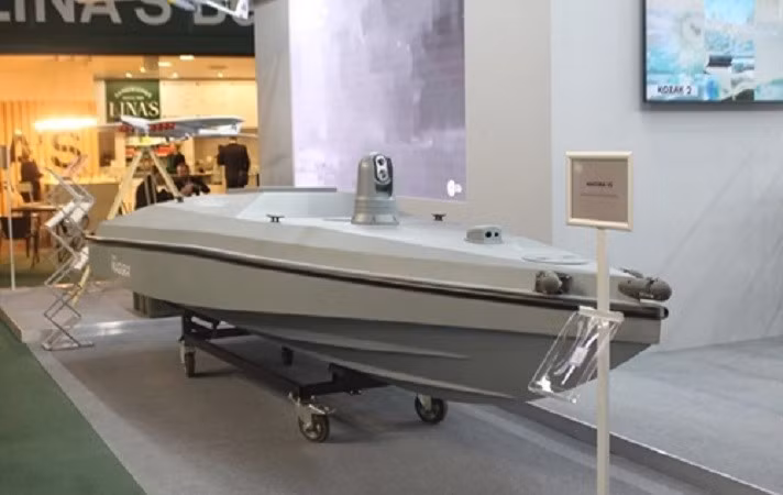 Nó có khả năng thực hiện các cuộc tấn công trong môi trường chiến trường phức tạp, bao gồm các hoạt động sau phòng tuyến đối phương. uav-4.jpg