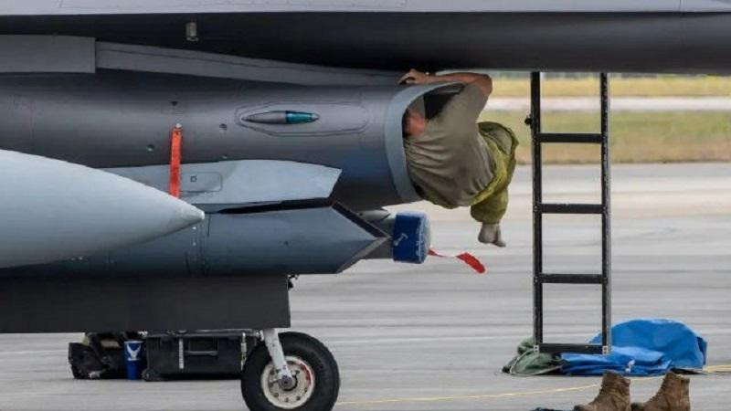 F16-4.jpg