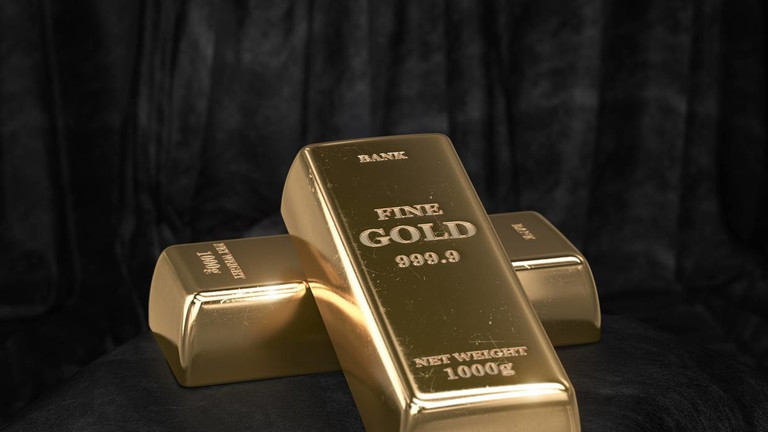 Theo số liệu thống kê do Ngân hàng Nga công bố, dự trữ vàng nước này đạt 310,7 tỷ đô la tính đến ngày 1/12. Ước tính của ngân hàng cho thấy đầu tư vào vàng thỏi của Moscow đã tăng kỷ lục 92 tỷ đô la trong 12 tháng qua. vang-1.jpg