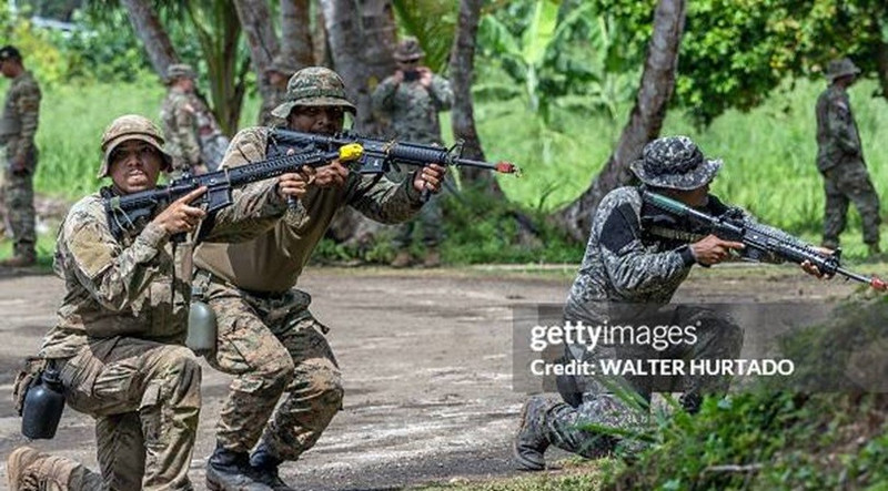 Chúng tôi đang tái khởi động trường huấn luyện trong rừng rậm ở Panama, sẵn sàng hành động bất cứ điều gì tổng thống và Bộ trưởng Chiến tranh cần”, ông Driscoll nói với CBS News trên chương trình “Face the Nation”. tai-3.jpg
