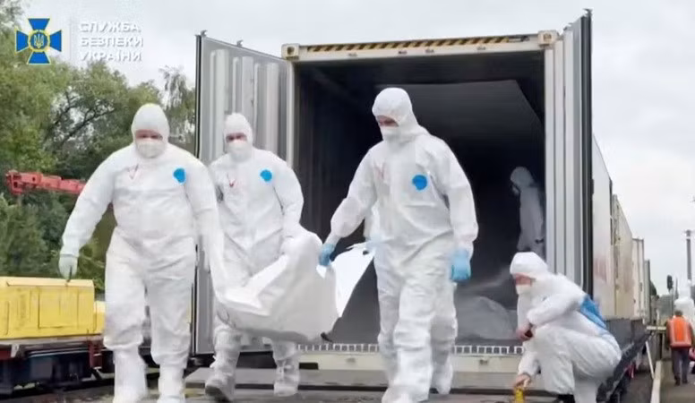 Tuy nhiên, không có mối tương quan chặt chẽ nào, vì lực lượng Nga từ lâu đã giành được nhiều lãnh thổ, và do đó thu thập được nhiều thi thể binh sĩ Ukraine thiệt mạng hơn. tu-6.jpg