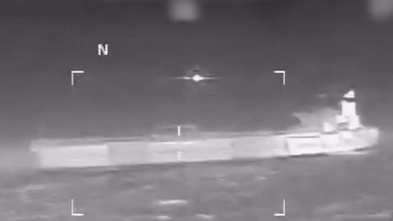 Bộ Tư lệnh miền Nam không cung cấp vị trí chính xác của vụ lên tàu. Dữ liệu theo dõi tàu cho thấy, tàu Veronica dài 249 mét được ghi nhận lần cuối khoảng 12 ngày trước đó ngoài khơi bờ biển Venezuela. bt-7.png