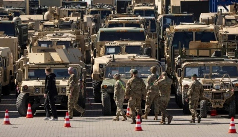 Vào tháng 6, hầu hết các thành viên NATO đã cam kết tăng chi tiêu liên quan đến an ninh lên 5% GDP, mặc dù một số quốc gia, như Tây Ban Nha, đã phản đối biện pháp này. my-10.jpg