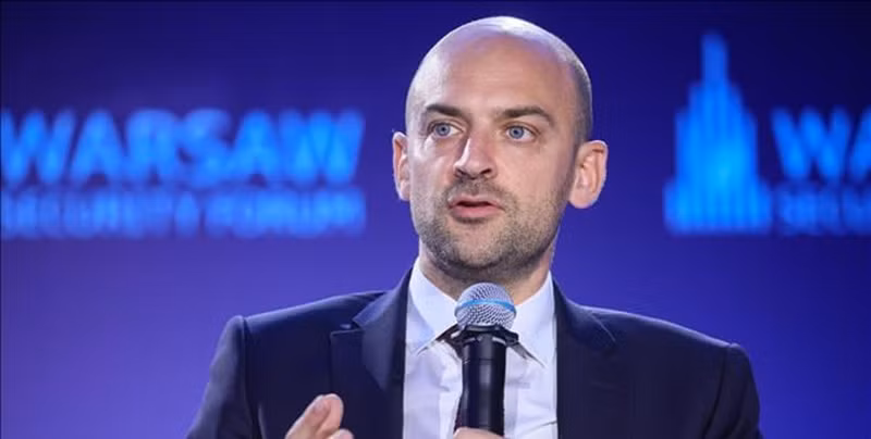 Một ngày trước đó, Ngoại trưởng Pháp Jean-Noel Barrot chính thức nhậm chức Tổng Lãnh sự Pháp tại Greenland. phap.jpg