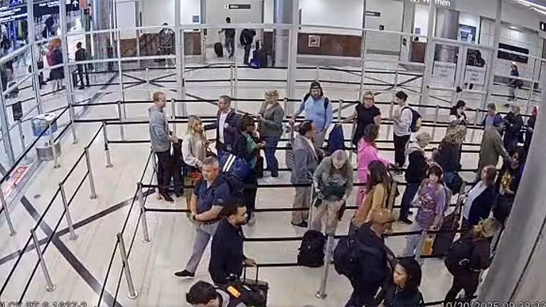 Cảnh sát thành phố Atlanta cho biết, họ vừa ngăn chặn được một vụ tấn công được lên kế hoạch tại sân bay quốc tế Hartsfield-Jackson. ngan-2.jpg