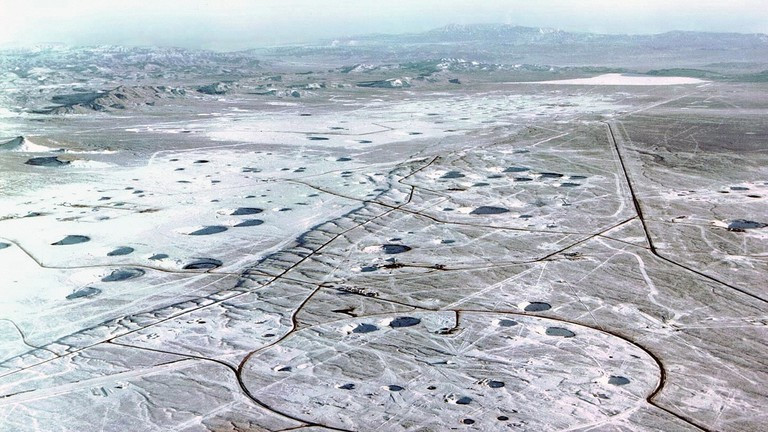 "Bởi vì anh phải xem chúng hoạt động thế nào. Ý tôi là chúng ta sẽ thử vũ khí hạt nhân như các nước khác vẫn làm. Chúng ta là quốc gia duy nhất không thử nghiệm, và tôi không muốn là quốc gia duy nhất không thử nghiệm. thu-1.jpg