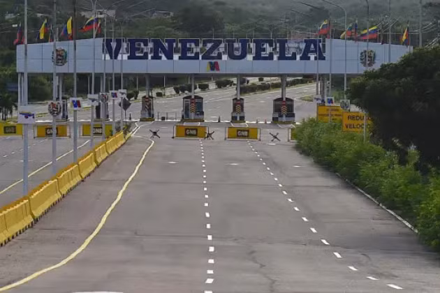 Sau khi nhận được thông tin về một âm mưu đặt chất nổ của các phần tử cực đoan, chính quyền Venezuela đã ra thông báo tăng cường an ninh xung quanh Đại sứ quán Mỹ tại Caracas. my-2.png