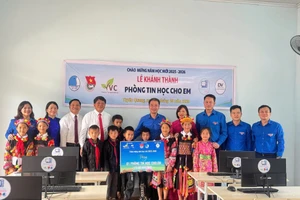 Ngành giáo dục Tuyên Quang vượt khó vươn lên với tinh thần đổi mới