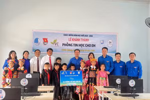 Ngành giáo dục Tuyên Quang vượt khó vươn lên với tinh thần đổi mới