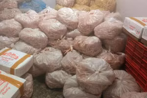 Thực phẩm bị thu giữ.