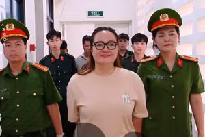 Hoàng Thị Hường bị khởi tố. Ảnh: VTV.