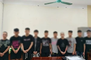 Ảnh: Nhóm đối tượng bị bắt giữ.