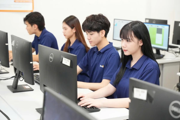 Học sinh Trường THCS - THPT Ban Mai (Kiến Hưng, Hà Nội). Ảnh: NTCC