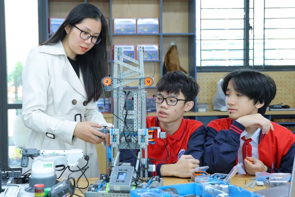 Phòng thực hành STEM tại Trường THCS Tây Mỗ 3, Hà Nội. Ảnh: Hải Minh