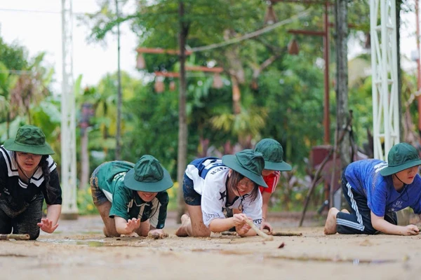 Qua từng hoạt động, trẻ không chỉ mạnh mẽ về thể chất mà còn vững vàng hơn về tâm lý. Ảnh: Nhà Thiếu nhi Bình Dương